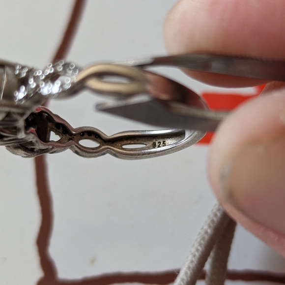 Beautiful heart silver ring size 7 - Picture 4 of 4